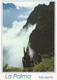 Hier geht es zur Karte mit dem Motiv 'Dichte Wolken an einer Felswand' Hier geht es zur Karte mit dem Motiv 'Dichte Wolken an einer Felswand'