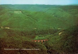 Hier geht es zur Karte mit dem Motiv 'Viel Grün und ein Viadukt' Hier geht es zur Karte mit dem Motiv 'Viel Grün und ein Viadukt'