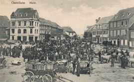 Hier geht es zur Karte mit dem Motiv 'Viele Männer mit Kopfbedeckung' Hier geht es zur Karte mit dem Motiv 'Viele Männer mit Kopfbedeckung'
