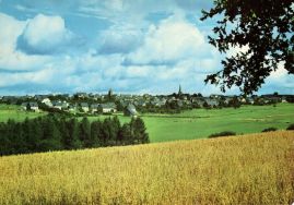 Hier geht es zur Karte mit dem Motiv 'Zwei Kirchen und ein erntereifes Feld' Hier geht es zur Karte mit dem Motiv 'Zwei Kirchen und ein erntereifes Feld'
