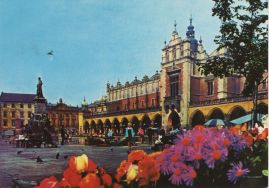 Hier geht es zur Karte mit dem Motiv 'Hauptmarkt mit Tauben und Blumen' Hier geht es zur Karte mit dem Motiv 'Hauptmarkt mit Tauben und Blumen'