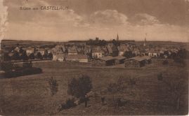 Hier geht es zur Karte mit dem Motiv 'Blick über eine Wiese zur Stadt' Hier geht es zur Karte mit dem Motiv 'Blick über eine Wiese zur Stadt'
