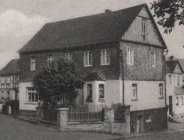Hier finden Sie Karten mit dem Motiv 'Lindenschied'